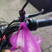 1pc Cute Gigi Style Bluetooth Earphone Protective Case, Compatible With Airpods 4, 3 And Apple Pro 2, Silicone Earphone Cover/Case/Storage Box With Neck Strap And Phone Lanyard, Unisex - Headphones + Carabiner - View 2