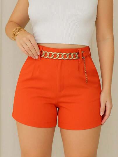 Short Alfaiataria com Cinto Coração – Charme que Encanta