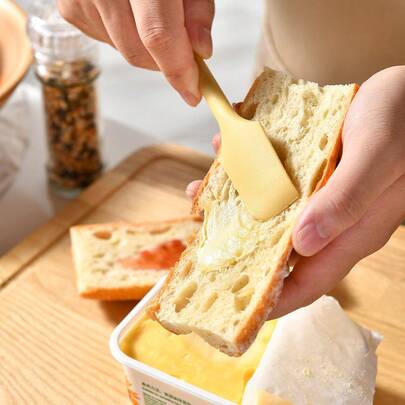 Multi-Function Double Jam Scraping Spoon For Home Use