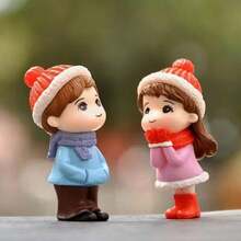 1 pièce Figurine de couple en plastique mignonne, convient pour la décoration du tableau de bord de voiture, du bureau, de l'écran d'ordinateur, accessoire de porte-clés - Couples portant un chapeau - Voir 5
