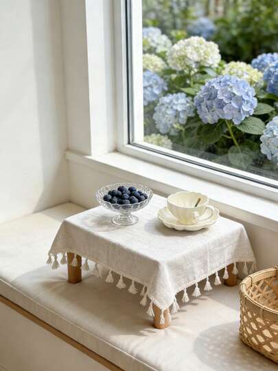 1件纯色亚麻桌布，杏色或米色，带流苏装饰，可水洗，易于携带，适用于床头柜、小桌子、卧室、客厅、书房、野餐、露营、户外装饰，四季皆宜。