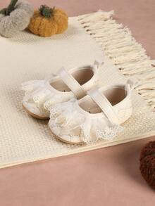 1 Pair Baby Girls' Lace Shoelaces With Buckle Design, Cute & Versatile, Suitable For Square/Round Toe Flat Shoes, Wear In Spring/Autumn - White - View 3