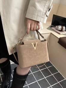 2026新款奢华女士手提包品牌钱包，纯色高品质皮革纹理托特包，时尚大容量单肩包，复古休闲街头风托特包，简约明星风亮面高端斜挎包，2025新款优雅鳄鱼纹大容量妈妈包，时尚个性化女士枕形包，酒红色 - 卡其色 - 查看 5