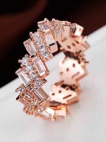 时尚戒指，多层设计，镶嵌闪亮立方氧化锆，多种颜色可选，适合日常佩戴，也是理想的派对配饰。 - 銀色 - 查看 41