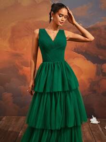 VIPGIRL Deep Green V-Neck Sleeveless Multi-Layer Sheer Elegant Long Bridesmaid Dress - Dark Green - View 1