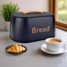 chroniona pieczywo przed wysychaniem i produktem świeżości stacji – wystarczy przetrzeć wilgotną ściereczką design, która łączy funkcje z estetyką To nie tylko pojemnik na pieczywo, ale także stylowy dodatek, który oznacza charakter Twojej kuchni. - Czarne - Zobacz 1