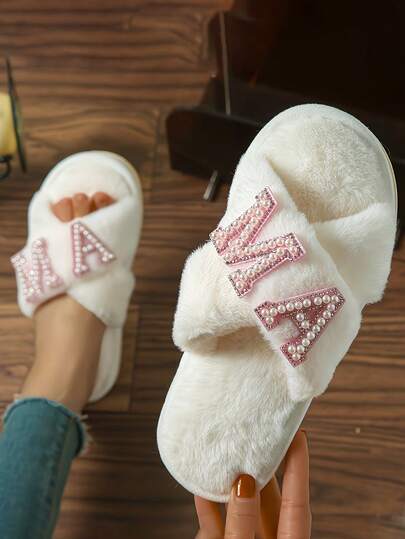 Faux Pearl Letter Design Slippers,Women'S Elegant Pearl Letter "Mama" Decor Flat Slippers,Thick-Soled Cross-Strap Slippers For Women,Gift Mom Open-Toe Fuzzy Slippers For Mother'S Day, Soft Bedroom Slippers, Lightweight And Comfortable Indoor Shoes, Women'S Plush Slippers, Non-Slip Eva Slippers, Quiet Floor Fuzzy Open-Toe Slippers For All Seasons,For Home, Outdoor, Bridal & Wedding Party Wear, All-Season Comfort, Hand Washable.