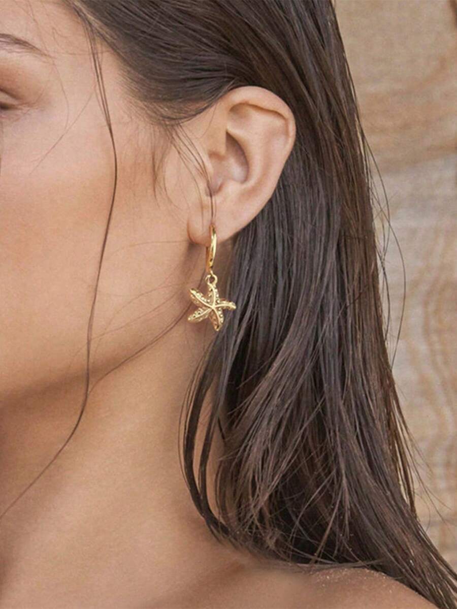 1 Pair Stainless Steel Waterproof & Fade-Resistant Vintage Starfish Hoop Earrings, Suitable For Women's Daily Wear - Gold - View 1