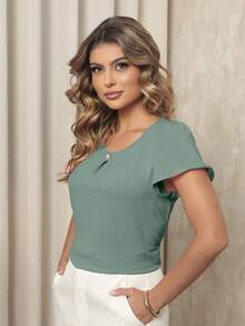 ALETHEIA - PRINCESS SHORT-SLEEVED BLOUSE WITH DELICATE PEARL AT THE NECKLINE, DUNAS AIR FLOW FABRIC, WOMEN'S BLOUSES, MOTHER'S GARMENTS - 橄欖綠 - 查看 3