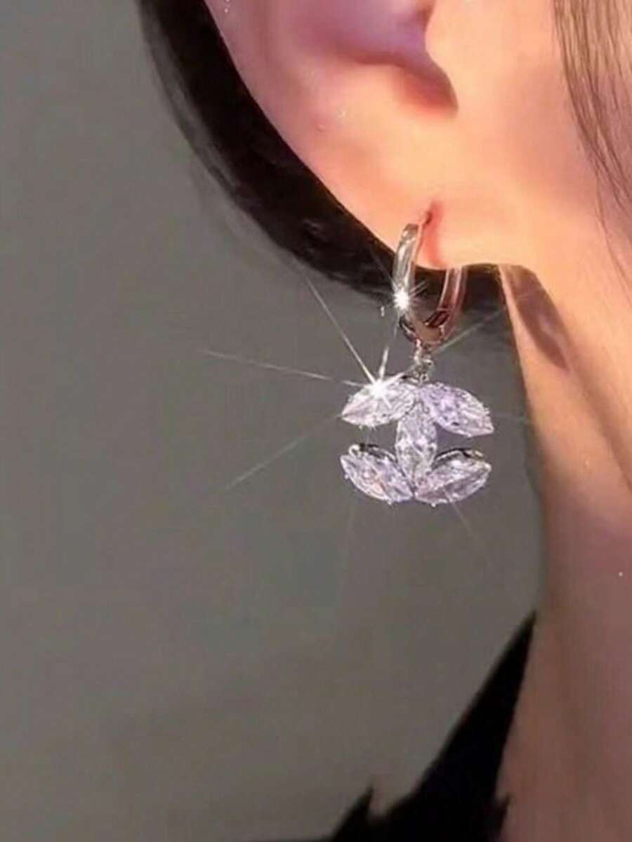 LADYCOCO 一对时尚、优雅、简约奢华的高端铜镶嵌立方氧化锆吊坠耳环，适合女性日常佩戴