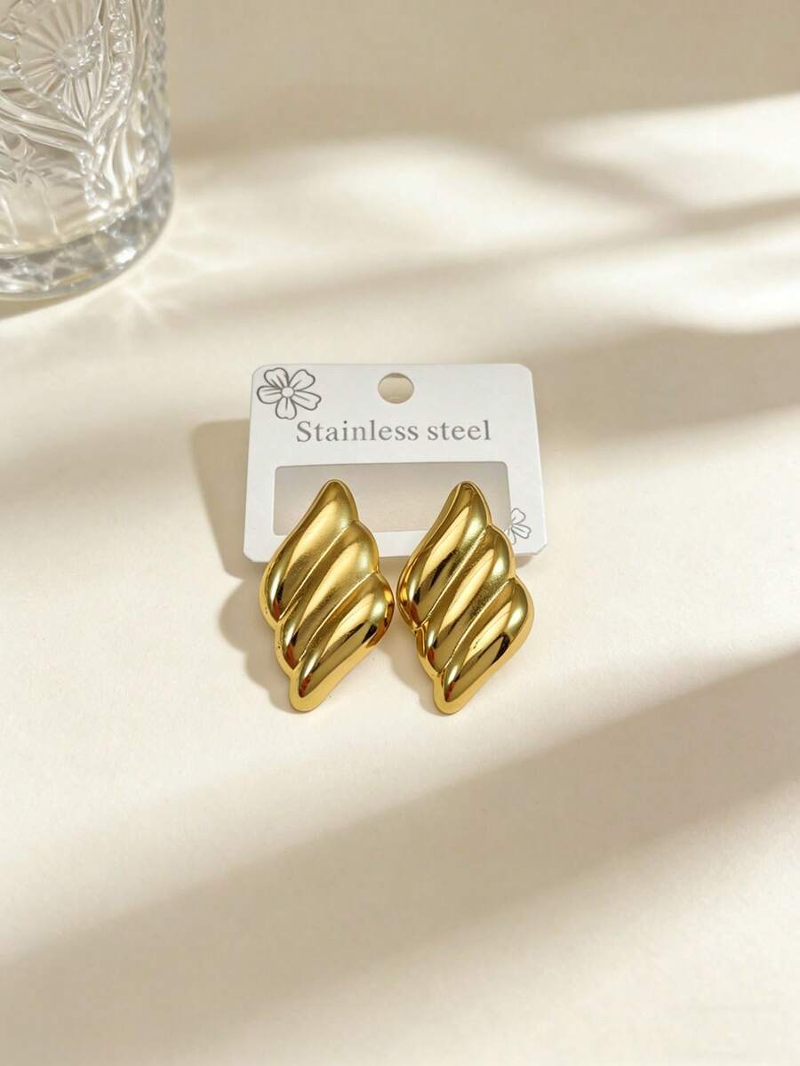 Stainless Steel Gold-Plated Ear Studs, Concave-Convex Texture, Low Allergenic, Nickel-Free, Heart-Shaped Ear Studs, Thick Gold Lady's Ear Studs, Fashionable Declaration Geometric Texture Lightweight Anti-Allergy Ear Studs, Retro Jewelry Dance Party Gifts, Lady's Ear Studs, Fashionable Heavy And Unique Pendant Ear Studs, Lady's Gold Earring Set, Exquisite Gold-Plated Pendant Ear Studs, Anti-Allergy Ear Studs, Fashionable Jewelry, Lady's Gifts - Multicolor - View 1