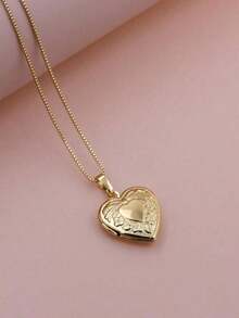 New Nordic Style Retro Lace Hollow Heart Ribbon Photo Locket Pendant Photo Necklace Copper Album Box Necklace (Earrings, Bracelets, Anklets, Necklaces, Rings, And Other Jewelry Items Will Be Shipped Randomly) - 隨機 - 查看 12