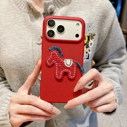 1pc Faux Leather Texture + Embroidered Horse, Fashionable Phone Protective Case, Compatible With Iphone 11 12 13 14 15 16 17 Series, Suitable As Gifts For Family, Friends, Various Holidays