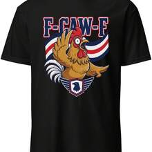 Camiseta con la bandera de EE. UU. para amantes de los gallos. Camiseta divertida con humor avícola de FCAWF para criadores de pollos. - Negro 5 - Ver 1