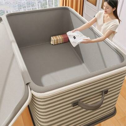 1 hộp đựng quần áo cỡ lớn, hộp đựng đồ trong tủ quần áo dung tích lớn với nhiều ngăn, túi đựng quần áo cỡ cực lớn, hộp đựng chăn ga gối đệm.