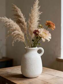 This Simple Faceted Resin Vase With Handle Features A Neutral, Rustic Style, Making It Very Suitable For Home Decor And Country-Style Decoration. Its Non-Slip Design And Washable Characteristics Make It Ideal For Use In The Living Room, Bedroom, And Office. - Multicolor - View 11