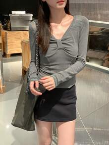 Sexy Lace V-Neck Long Sleeve Fitted T-Shirt Undershirt - Grey - View 3