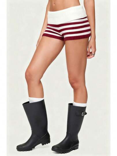Pantalones cortos de punto a rayas para mujer, ajustados, con pliegues y tiro bajo, ideales para uso diario en la oficina, fiestas y clubes.