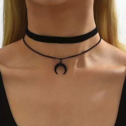 1pc Moon Pendant Choker Necklace For Women, Dark Style Clavicle Chain Neck Accessory