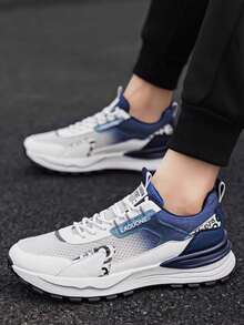 Zapatillas deportivas casuales para hombre con parte superior de malla transpirable en blanco y negro con bloques de color, suela gruesa, antideslizantes y duraderas, cómodas zapatillas con cordones, adecuadas para viajar, uso diario, actividades al aire  ocio cotidiano. - azul real - Ver 4