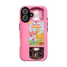 Retro 90s Pink Aesthetic Strawberry Short-Cake Phone Case, Y2K Strawberry Girly Shortcake VHS Tape Pink Phone Cover For IPhone 17 15 14 13 12 11 Pro Max X XR XS & Galaxy S25 S24 S23 S22, Kawaii Video Tape - Cute Gift For Her/Girly - Nhiều màu - Xem 2