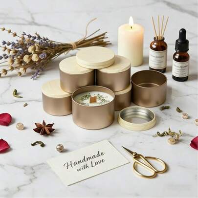 6 stuks premium champagnekleurige kaarsenpotten met deksel. Rechte potten met deksel, draagbare containers, multifunctionele potten voor opslag en het maken van kaarsen. Woondecoratie, feestelijke decoratie, seizoensornament. Duurzame, herbruikbare potten, ideaal cadeau. Perfect geschikt voor kantoor, slaapkamer, badkamer en meer.