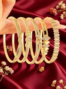 5件套锆石装饰铜手镯套装，几何、花卉等多种设计，精致珠宝，可装饰手腕，适合任何场合。 - 金色 - 查看 10