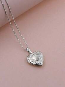 New Nordic Style Retro Lace Hollow Heart Ribbon Photo Locket Pendant Photo Necklace Copper Album Box Necklace (Earrings, Bracelets, Anklets, Necklaces, Rings, And Other Jewelry Items Will Be Shipped Randomly) - 隨機 - 查看 11