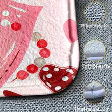 1 szt. walentynkowy, limitowana edycja, dekoracyjny dywan z nadrukiem serca, mały dywanik, dywanik antypoślizgowy, dywanik do salonu, dywanik do sypialni, nowoczesny, minimalistyczny, kwadratowy dywanik łazienkowy z imitacji wełny, prostokątny dywanik do salonu i sypialni w stylu nordyckim, gruby plusz, wielokolorowy, antypoślizgowy spód, składany i do przechowywania, podnosi poziom wystroju domu - Wielokolorowe - Zobacz 3