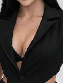 TETE FASHION Macaquinho Jardineira Colete Blazer Cropped Top Montaria Feminino 9151 - Preto - Visão 3