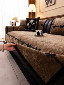 1 chiếc vỏ đệm sofa kiểu Châu Âu, dáng không đều, viền nơ trang trí, chất liệu vải nhung mềm mại, sang trọng tối giản, bảo vệ sofa, chống trượt, chống bụi, chống trầy xước, trang trí sofa, phù hợp cho phòng ngủ, phòng khách, văn phòng, phòng học, có thể giặt máy, vỏ đệm sofa đa năng. - Cà phê nâu - Xem 5