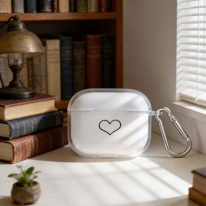 黑色线条爱心设计保护壳，兼容苹果手机，防刮防摔。