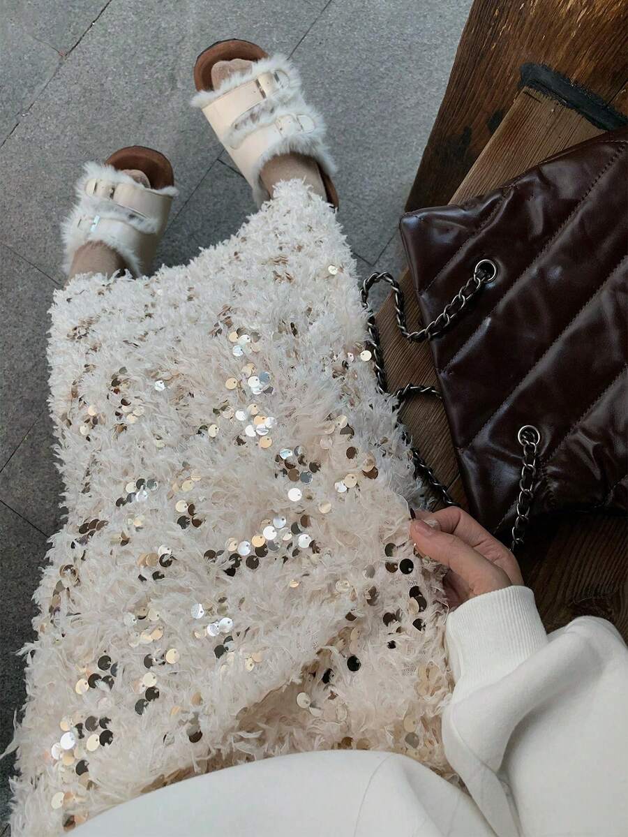 Korean Style Casual Sequin Knit A-Line Skirt With Elastic Waist, Versatile For Early Autumn - Apricot - View 1