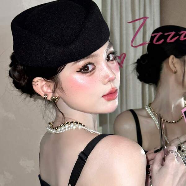 Women's Flat Top Beret Hat - Vintage Elegant Black Artist Cap