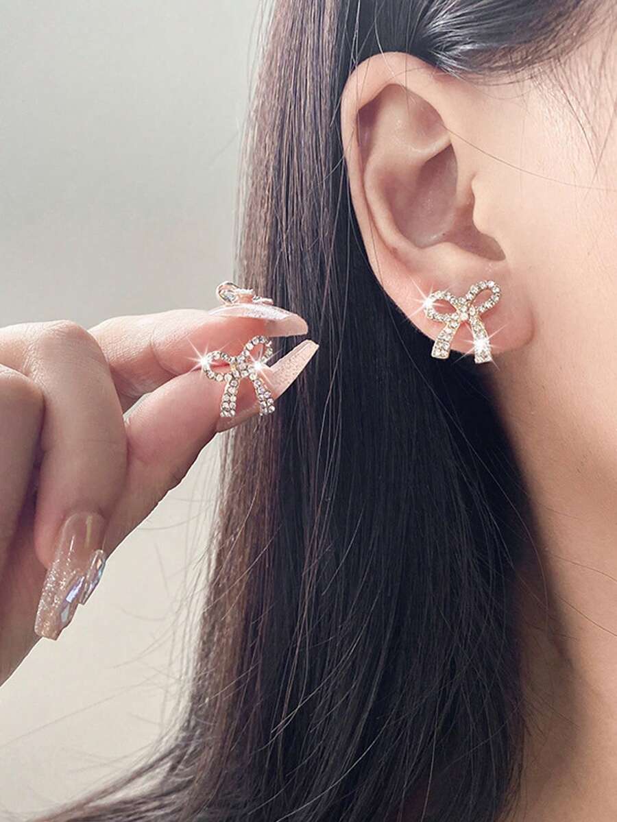 1 Pair Minimalist Delicate Luxury Butterfly Stud Earrings For Women - Gold - View 1