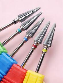 1 pieza o 5 piezas Brocas de taladro de uñas de carburo de tungsteno extendidas con estuche de almacenamiento, vástago de 3/32 pulgadas, brocas de taladro de uñas profesionales, adecuadas para pulir uñas, eliminación rápida de gel en espacios de uñas, ideal para salones de belleza, reuniones con amigos y técnicos de uñas profesionales - Multicolor - Ver 5