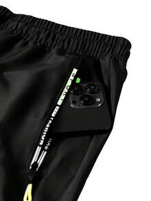 Women's Straight-Leg Cargo Pants - Multi-Pocket With Zipper Detail - 黑色 - 查看 3