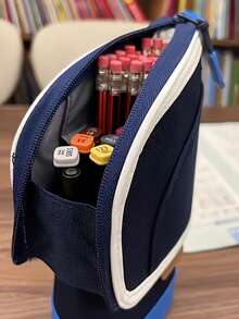 二合一弹性牛津布笔袋 - 可转换立式笔筒和桌面收纳盒。这款多功能大容量双用途立式笔筒是一款设计简约的学生笔袋。 - 多色 - 查看 2