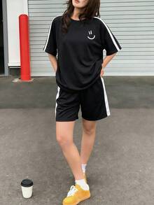 Bộ 2 món dành cho nữ và thiếu niên, kiểu dáng thường ngày, năng động, hoạt động ngoài trời, gồm áo thun ngắn tay in họa tiết và quần short phối màu tương phản, hàng mới về mùa xuân/hè. - màu đen - Xem 7