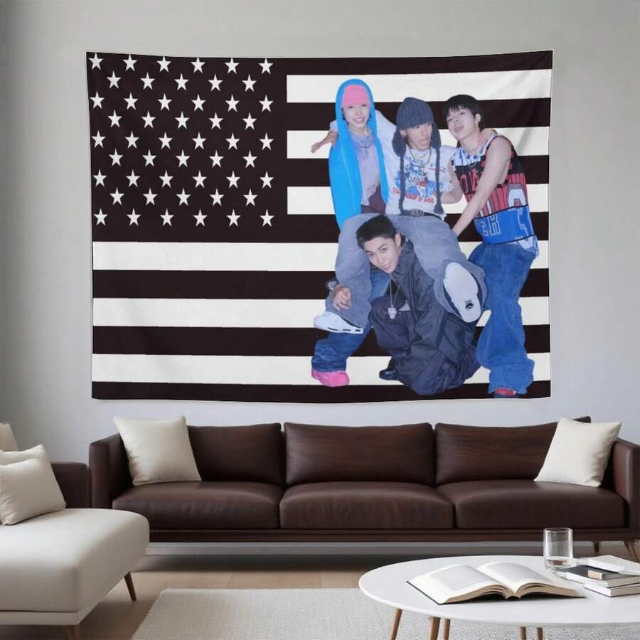 1pc Personalized K-Pop Lngshot Wall Tapestry,Lngshot Photo Flag Banner, Aesthetic Fan Room Decor Gift,Zillakami American Flag Tapestry – "Chaos King" Rap Wall Art Decor Tapestry,Tapestries Hanging Dorm Party Backdrop Decorations,Ideal Gift For Bedroom Living Room Corridor, Wall Art, Wall Decoration, Room Decoration - A - 查看 1