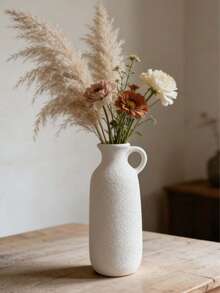 This Simple Faceted Resin Vase With Handle Features A Neutral, Rustic Style, Making It Very Suitable For Home Decor And Country-Style Decoration. Its Non-Slip Design And Washable Characteristics Make It Ideal For Use In The Living Room, Bedroom, And Office. - Multicolor - View 10