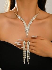 1 Set de joyería dorada con cristales completos para mujer, collar en forma de V brillante + aretes con flecos, material de cristal/cobre, adecuado para ocasiones formales, regalo para el Día de San Valentín/Día de la Madre - Multicolor - Ver 4