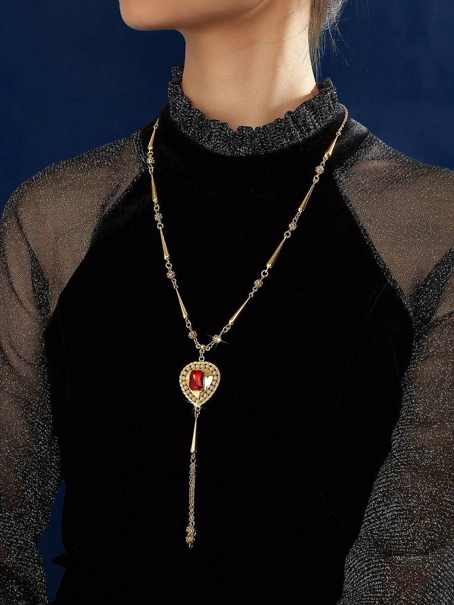 Mgyi 金色铜质时尚高端复古女士手链，18K镀金优雅方形设计，适合尼日利亚、迪拜、中东、沙特阿拉伯等地，可用于新娘婚礼、日常佩戴、结婚纪念日礼物、万圣节礼物等。 - PXL-028 - 查看 1