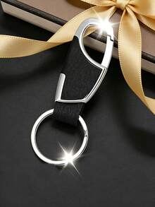 三件套商务男士腕表套装，包含一枚经典圆形黑色表盘腕表，搭配时尚黑色钱包和优雅金属合金钥匙扣礼盒。 - 黑色 - 查看 8