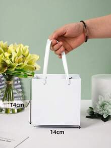 1 pieza/10 piezas Bolsas de regalo de papel blanco de 5.5*5.5 pulgadas con asas, bolsas de regalo de fiesta cuadradas de unicolor simple y duraderas, adecuadas para compras, despedida de soltero, boda, fiesta de novia, fiesta de soltera, decoración de fiestas, cumpleaños, propuesta de dama de honor, decoración de boda, fiesta de novia, despedida de soltero y talla grande ocasiones. - Blanco - Ver 9