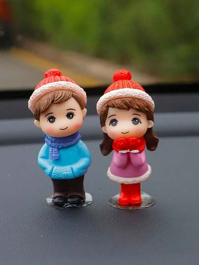 1pc Cute Plastic Couple Figurine Ornament, Suitable For Car Dashboard, Desktop, Computer Screen Decor, Keychain Accessory
