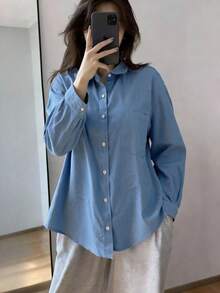 女士浅蓝色水洗牛仔衬衫，休闲宽松长袖翻领口袋上衣，春季款 - 藍色 - 查看 3