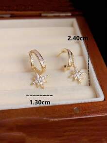 一对简约奢华设计全钻星形吊坠925银针白锆石耳环，女士日常佩戴个性化首饰 - 金色 - 查看 5