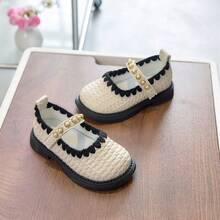 1双女童玛丽珍鞋，米色编织纹理公主平底鞋，饰有撞色荷叶边和珍珠鞋带，防滑，适合上学和参加派对，春秋季 - 白色 - 查看 3
