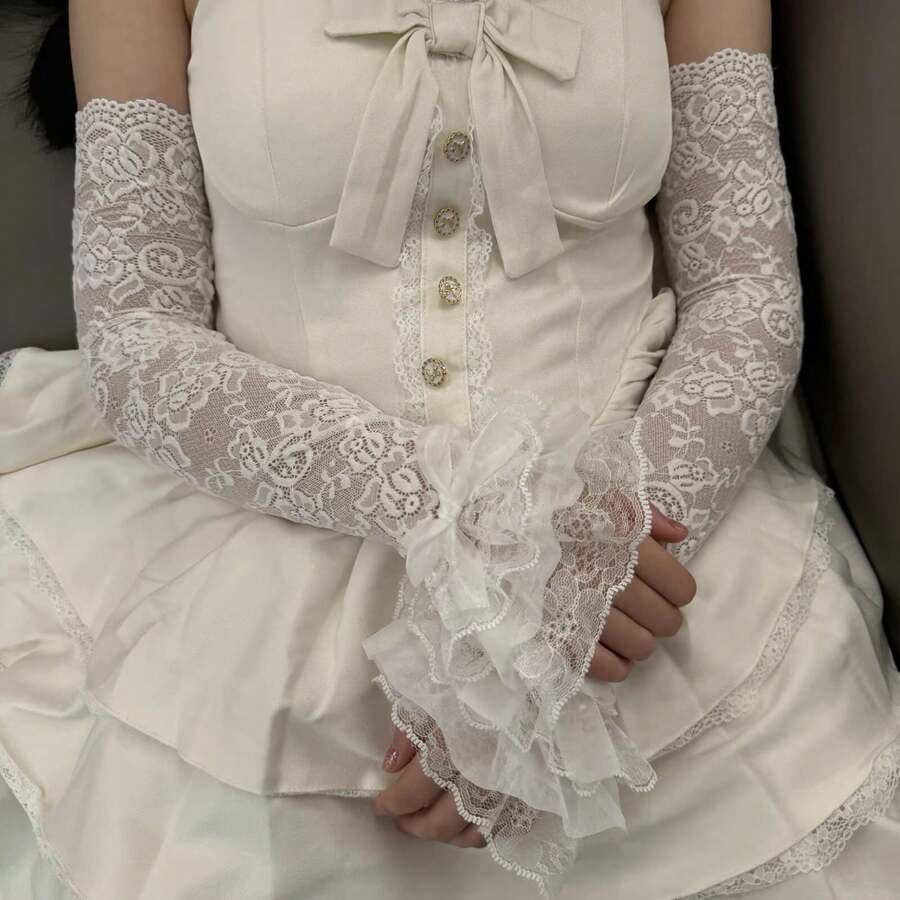 女士长款蕾丝露指袖 - 多层荷叶边蝴蝶结洛丽塔风格臂套 - 彩色 - 查看 1